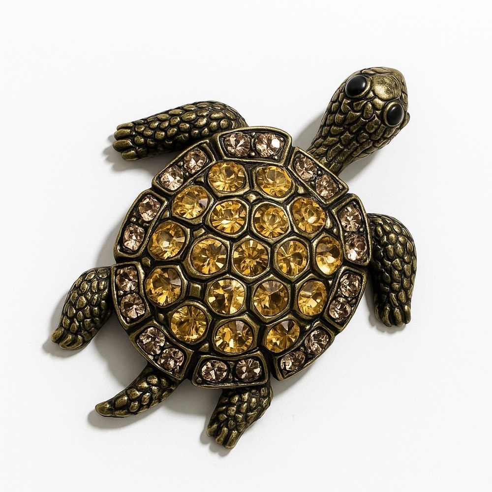Turtlée Chic Brown Turtle Brooch-Pendant
